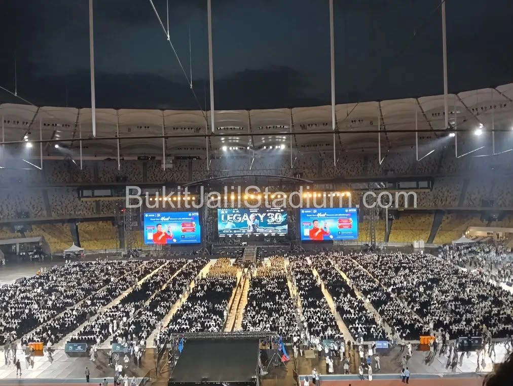 0.5x View of Bukit Jalil field from section 212A/B of Stadium Bukit Jalil.